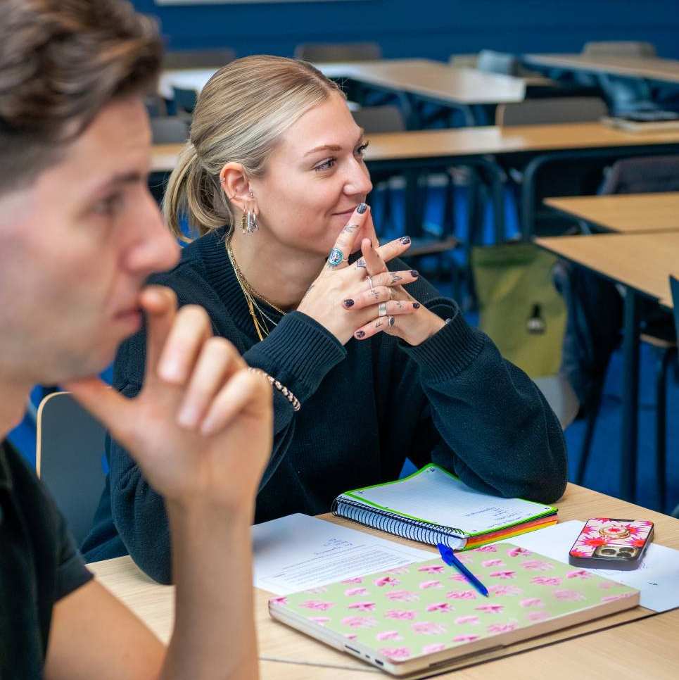 Studenten Pedagogiek in overleg
