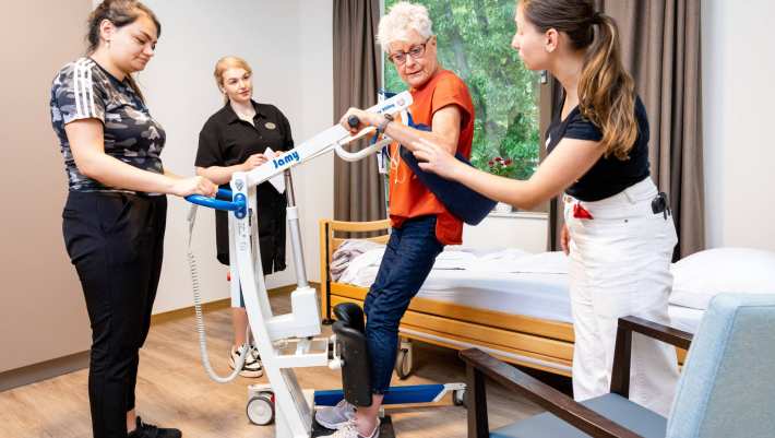 Fotoshoot vergaande samenwerking door HAN academie gezondheid en vitaliteit bij de Waalboog.