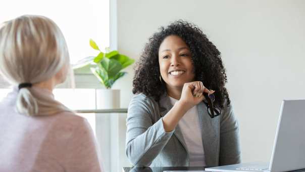Adviesgesprek deelnemer en adviseur post-hbo