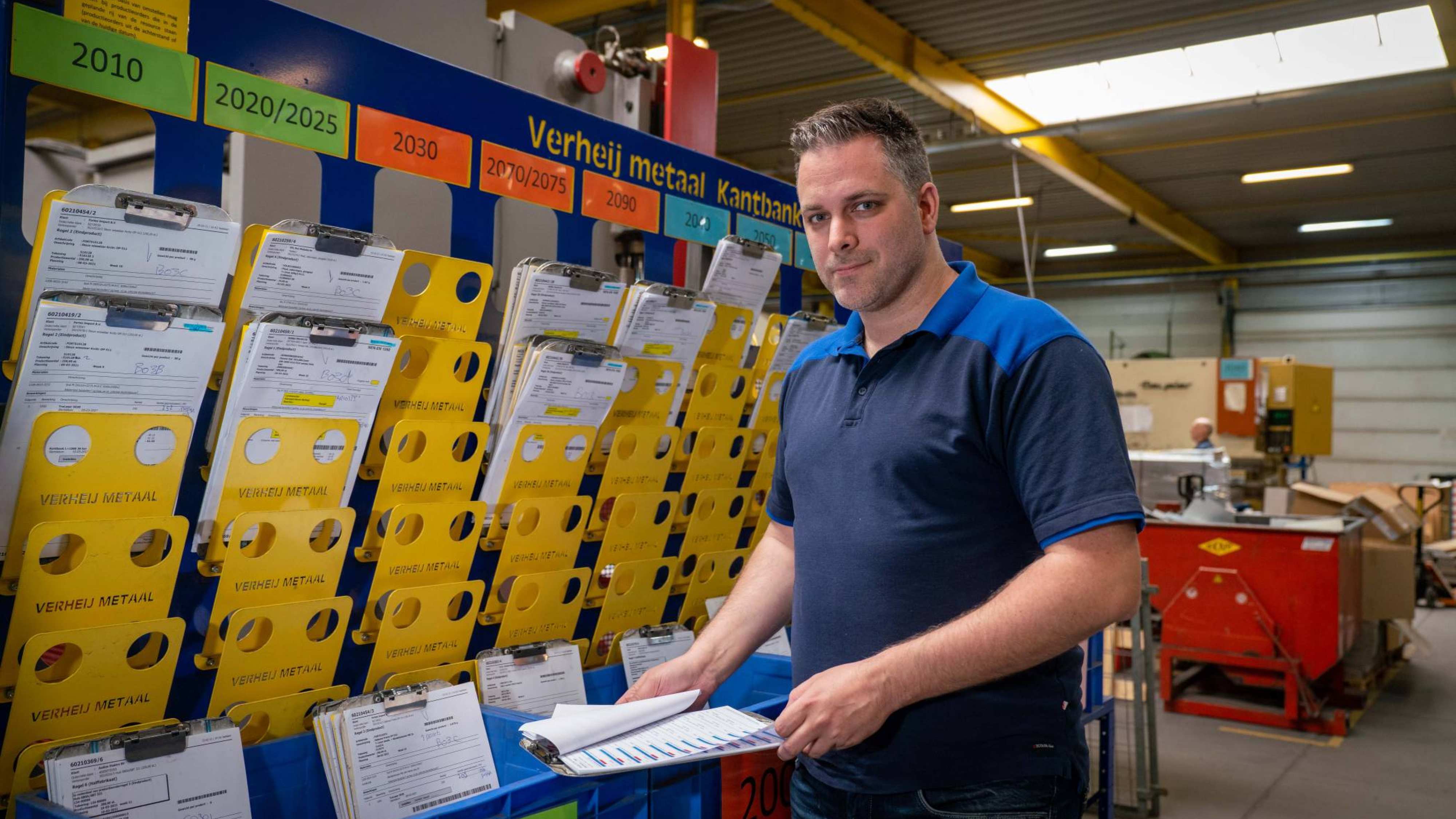 Foto van deeltijdstudent Bastiaan Rijkse, aan het werk bij Verheij Metaal. 