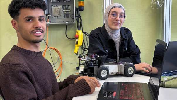 Master Engineering Systems students have chosen the Cyber-Physical Systems track and are just starting their elective module in Embedded Control.