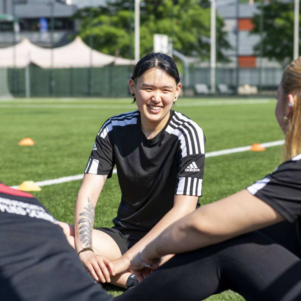 sport sportkunde alo studenten en docent in leslokaal of sportveld 2024