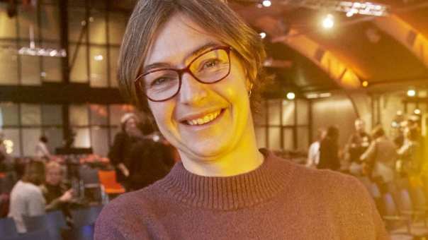 Marijn Post, beleidsmedewerker Onderwijsinnovatie met ICT wint SURF ONderwijsaward 2022