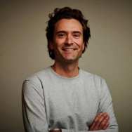 Docent en adviseur van de post-hbo sales opleidingen Sjoerd van Gellecum.
