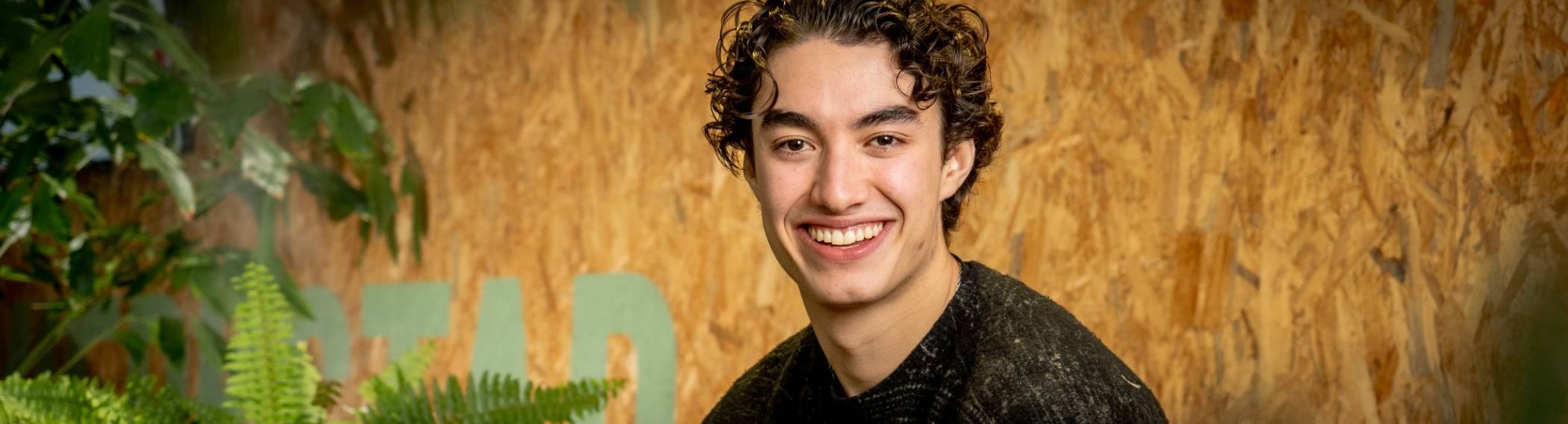 Paulino studeert Mechanical Engineering aan de HAN en heeft het bedrijf Gravity Gardens opgericht.