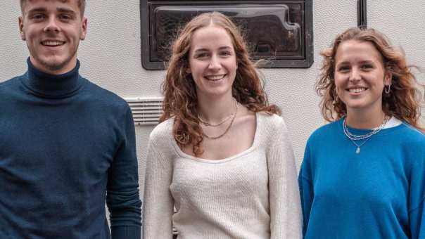 3 studenten Bouwkunde voor de Campus Camper