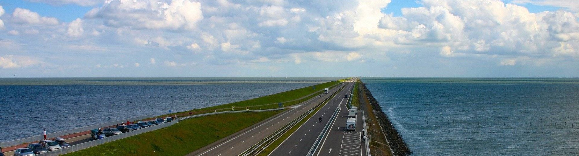 een dijk als voorbeeld van sustainable river management. Civiele Techniek.