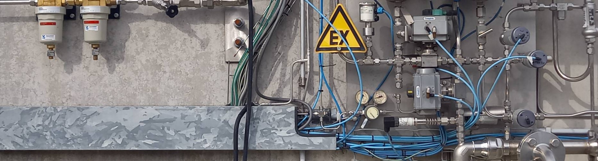 Foto van een extern waterstof systeem bij een bedrijf