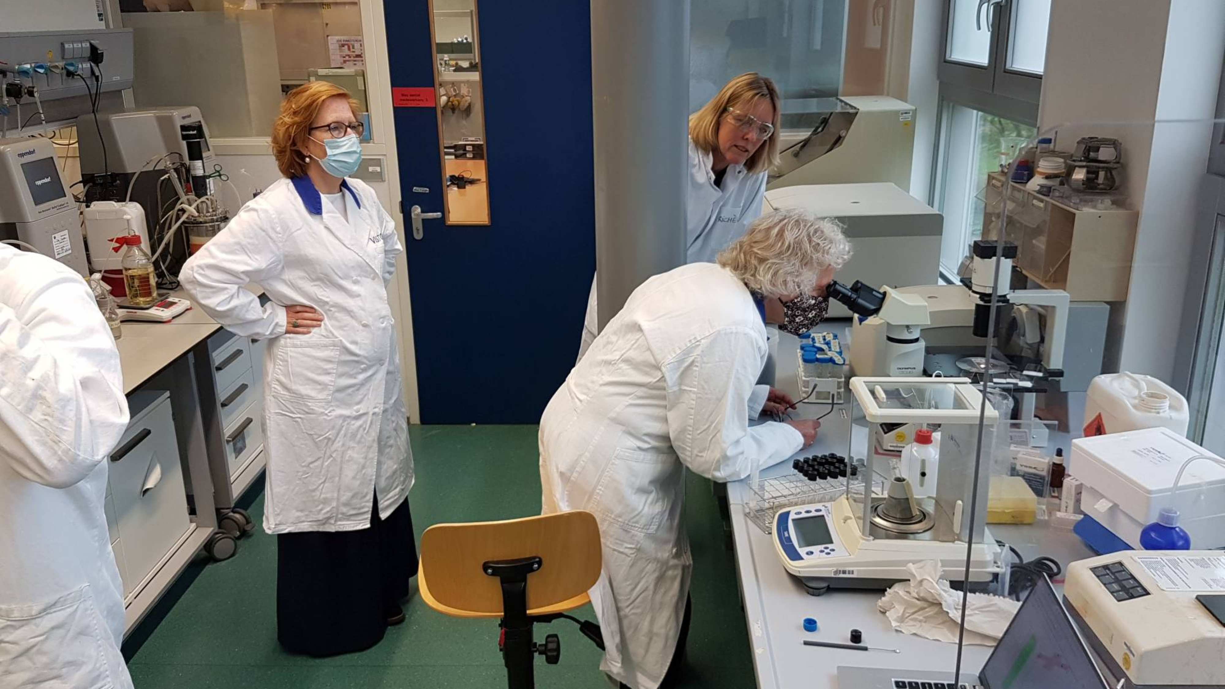 CvB bezoekt Academie Toegepaste Biowetenschappen en Chemie op 27 mei 2021