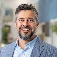 Een portretfoto van Martin Ruivenkamp, een onderzoeker bij CIBR.