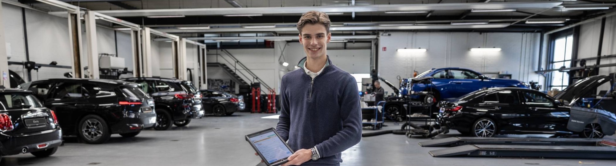 Sem Eelderink, Automotive student aan de HAN in Arnhem, heeft een passie voor auto's die verder gaat dan een hobby.