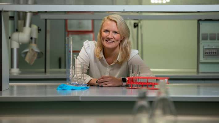 Adinda Diekstra is coördinator cursusonderwijs van Academie Toegepaste Biowetenschappen en Chemie.