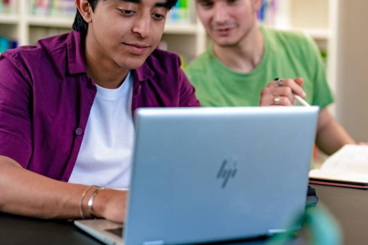 international students studying at HAN