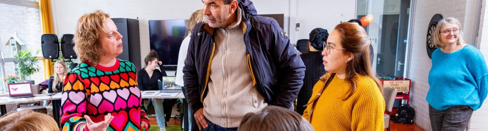 Labs en Werkplaats Nijmegen wijk Lindenholt-studenten-professionals en burgers aan het werk