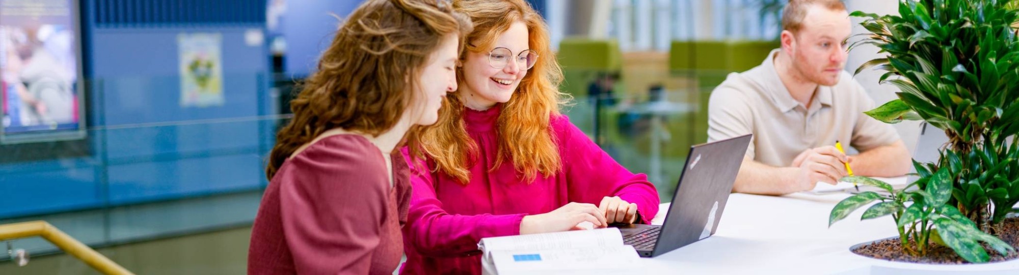 HAN Academie Educatie, Pabo, Pabo-ALO, ALPO, voltijd en deeltijd, studenten en docent in studiecentrum, 2024