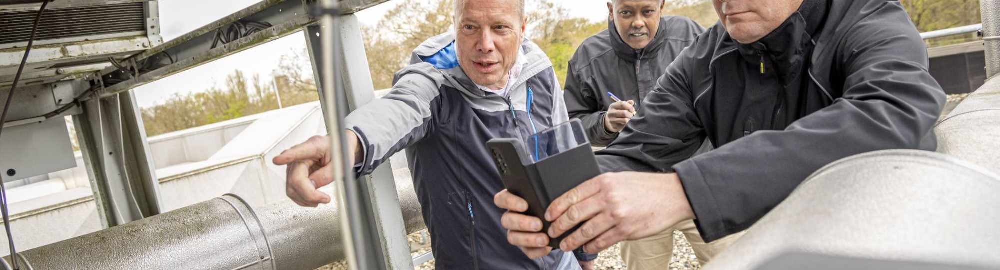 vastgoedinspecteurs aan het werk