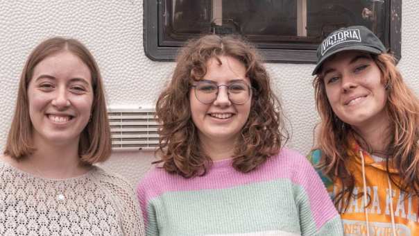 3 studenten Social Work voor de Campus Camper