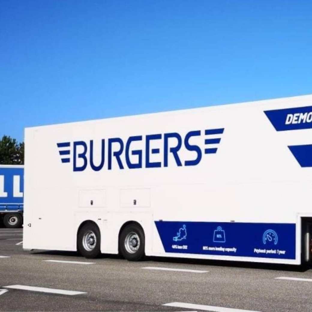 Trailer van Burgers carrosserie