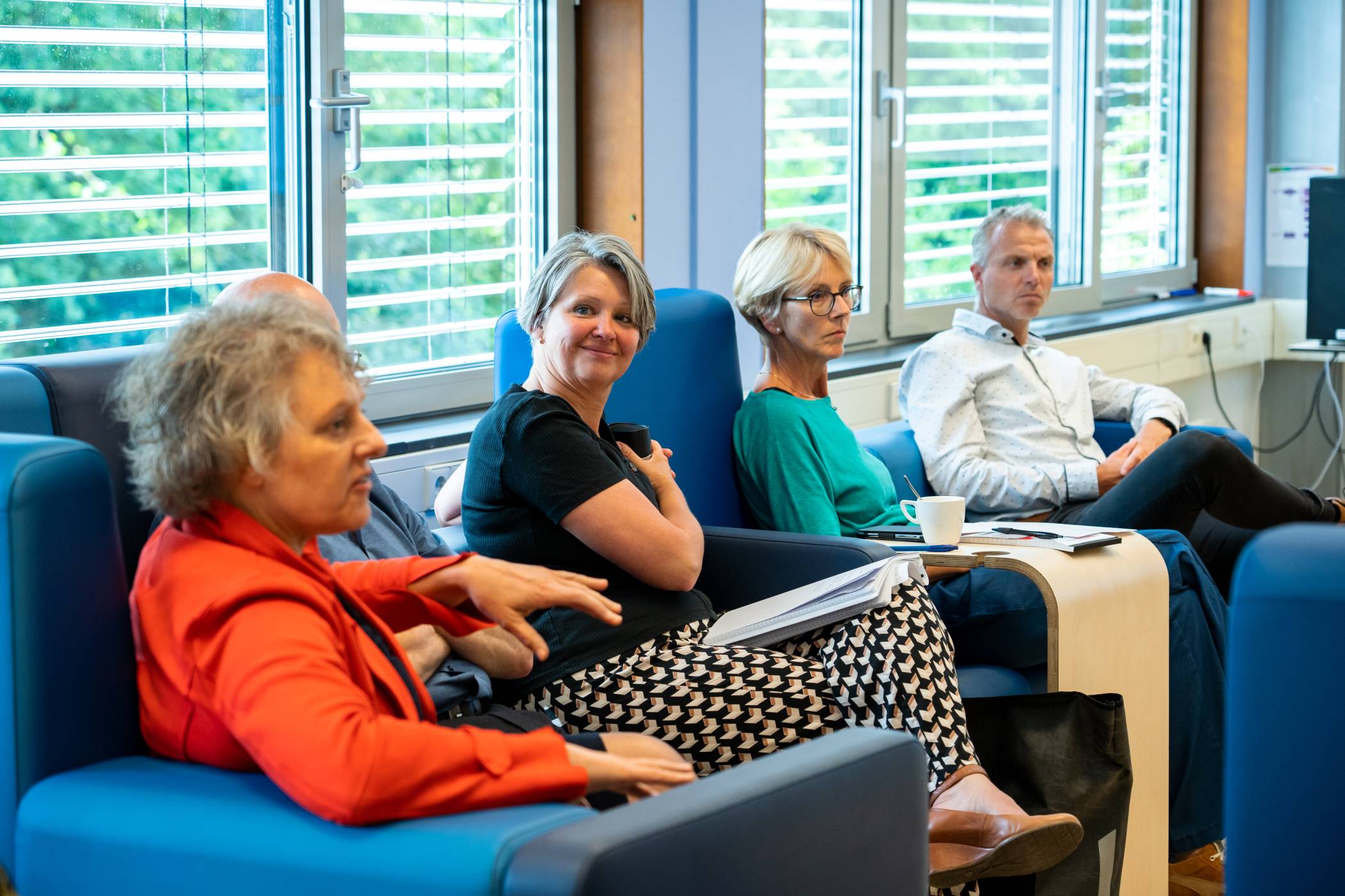 Van links naar rechts: Henriette de Groot, Frank Derks, Joke Kiewiet, Aly Smelt en Eric Pricken van de Academie Educatie.